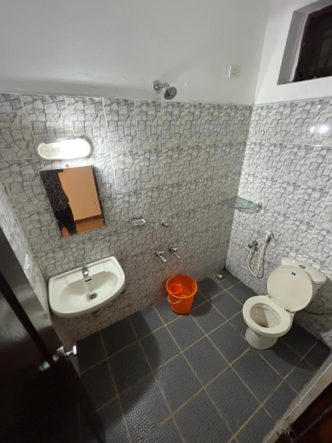 Tower 21 Regency Hotel Коччи Экстерьер фото